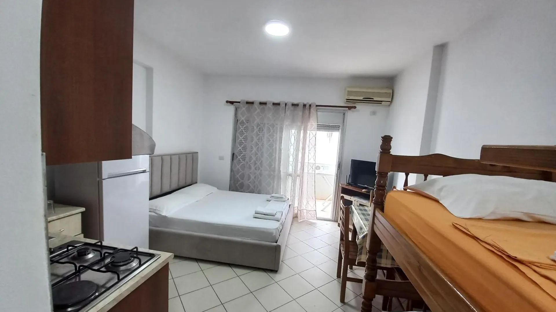 Lungomare Apartament Sea View Wlora Albania