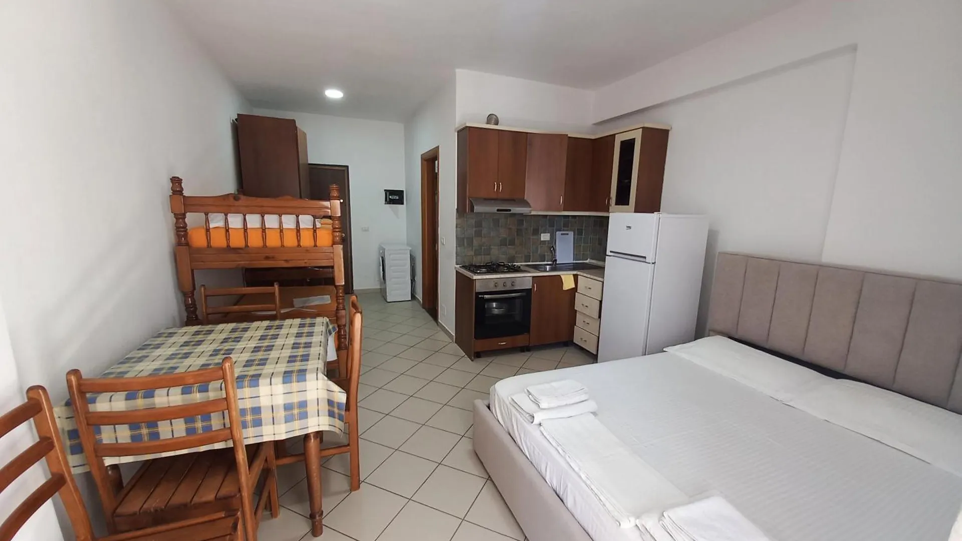 Lungomare Apartament Sea View Wlora