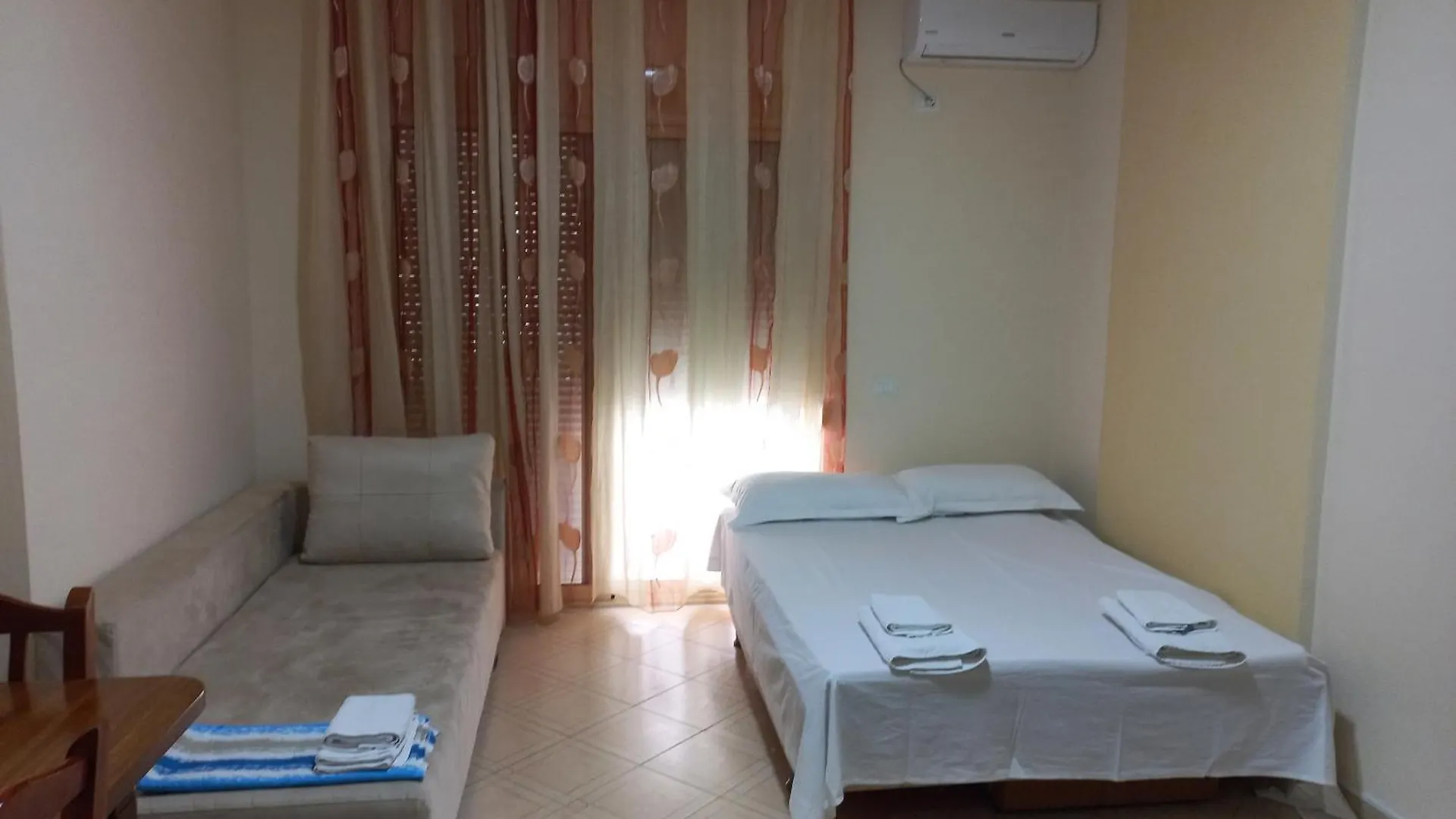 Lungomare Apartament Sea View Wlora