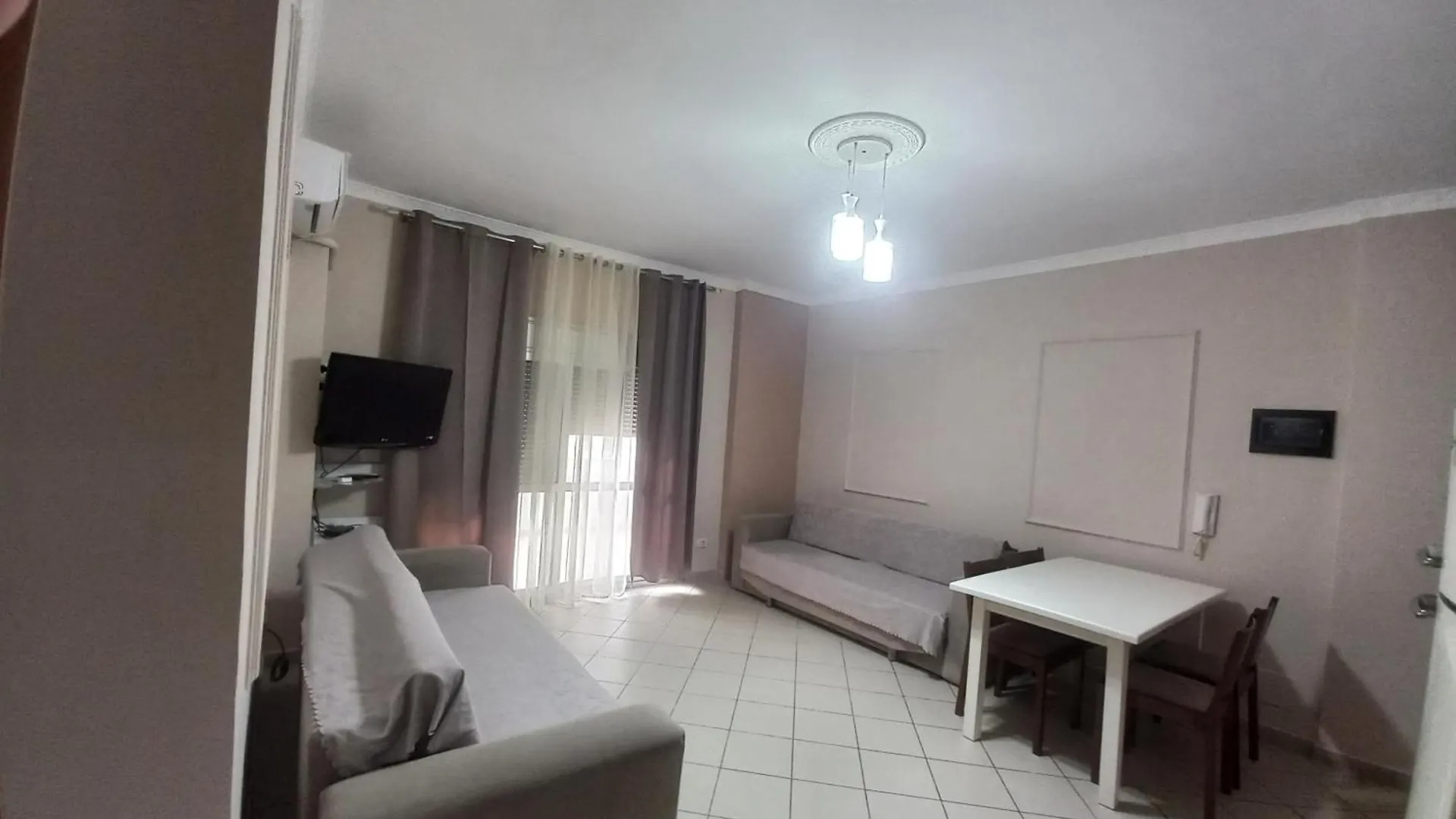 Lungomare Apartament Sea View Wlora