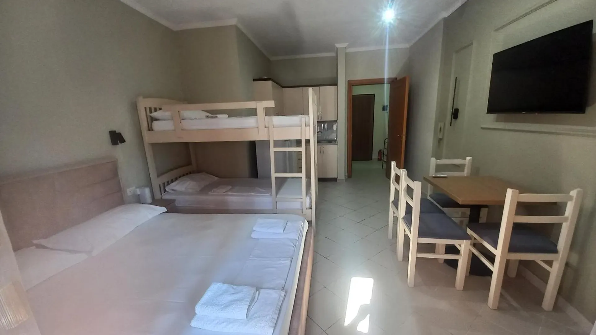 Lungomare Apartament Sea View Wlora